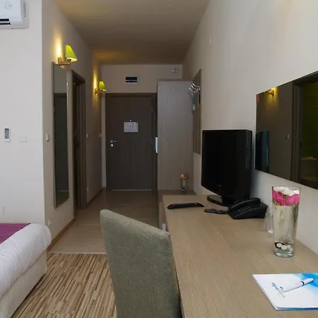 Aqua Nevis & Aqua Park ホテル