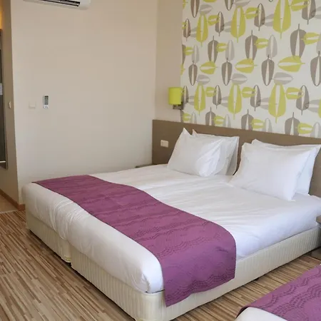 Отель Aqua Nevis & Aqua Park 4*