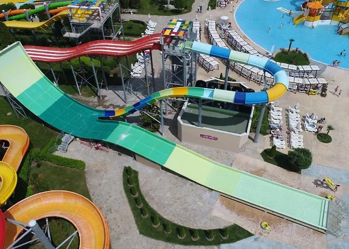 Aqua Nevis & Aqua Park فندق