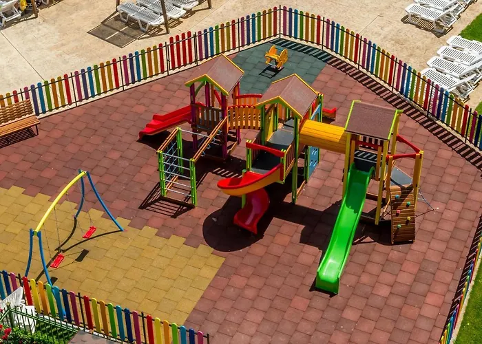 فندق Aqua Nevis & Aqua Park