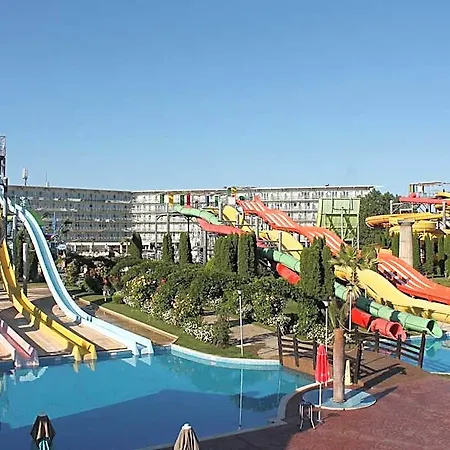 Hotel Aqua Nevis & Aqua Park Sunny Beach
