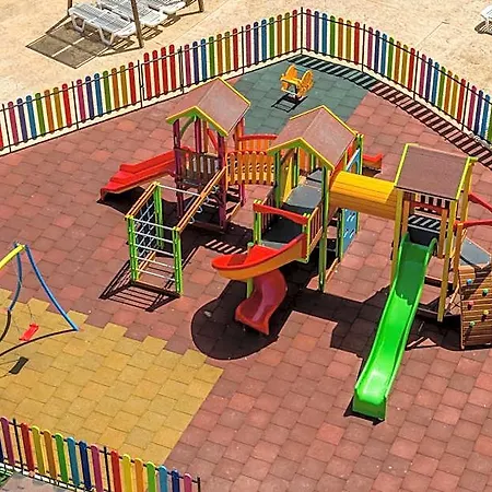 Aqua Nevis & Aqua Park 3* Slăntjev Brjag