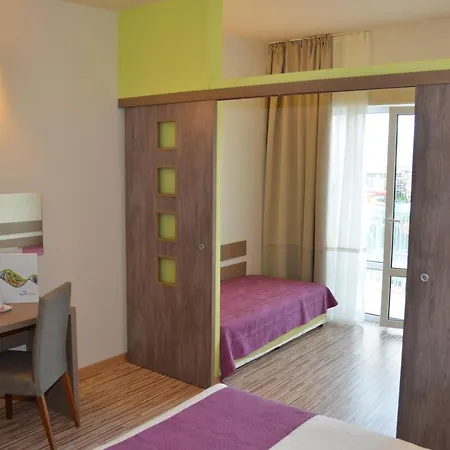 аква невис хотел&aквапарк Хотел