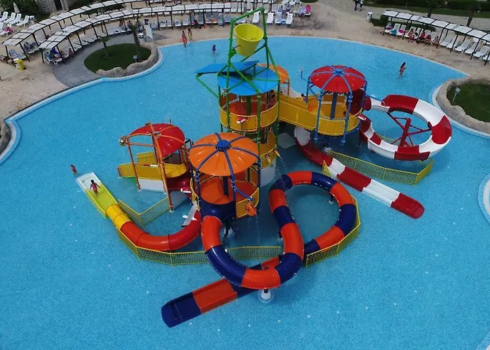 Aqua Nevis & Aqua Park Szálloda Napospart