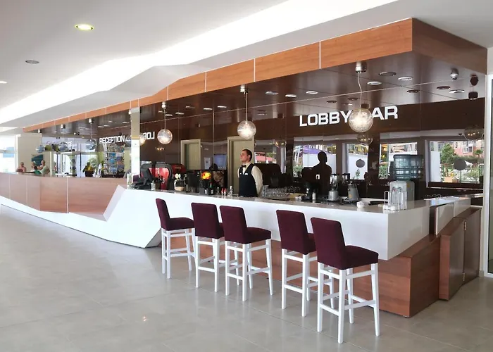 Aqua Nevis & Aqua Park Отель