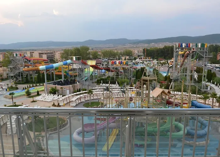 Szálloda Aqua Nevis & Aqua Park